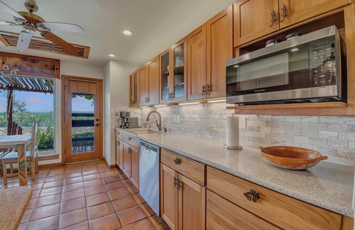 Mesilla Park Casa | Southwestern Hilltop Retreat + Pool