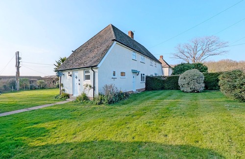 East Ashling Cabaña | Southwood Farm Cottage - a cottage that sleeps 4 guests in 2 bedrooms