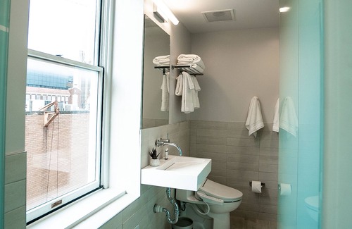 Downtown Dallas Hotel | SOVA Micro-Room & Social Hotel