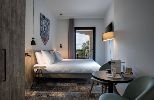 Carcassonne Hotel | SOWELL HÔTELS Les Chevaliers