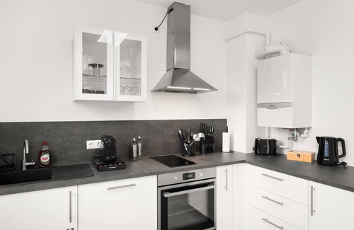 Fasanenhof Apartamento | SoWi: Design Apartment - Garden View & Parking
