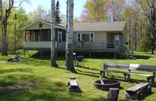 La Pointe Cabina | La cabaña del Sowl, Ubicado en 20 acres en la isla de Madeline