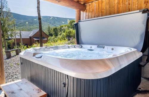 Saint-Philemon Casa | Spa and Mountain - Le Tennessee Whiskey