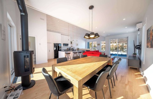 Beaupre Chalet De Esquí | World Cup | Mountain View