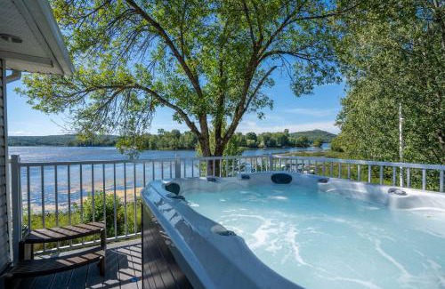 Saint-Remi-de-Tingwick Chalet De Esquí | Spa & Lake Access - Le Chic Shack des 3 lacs