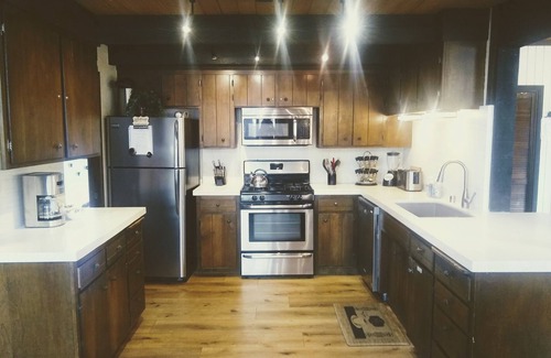 Big Bear Lake Chalet De Esquí | Spa | Near Lake & Village