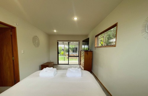 Oneroa Casa | Oneroa Spa Retreat - Waiheke Island