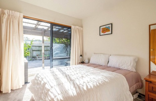 Oneroa Casa | Oneroa Spa Retreat - Waiheke Island