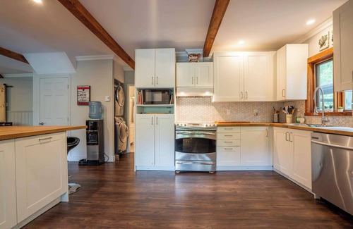 Namur Chalet De Esquí | Chalet Famille au Grand air | Spa, Pool table, Lake Access