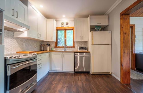 Namur Chalet De Esquí | Chalet Famille au Grand air | Spa, Pool table, Lake Access