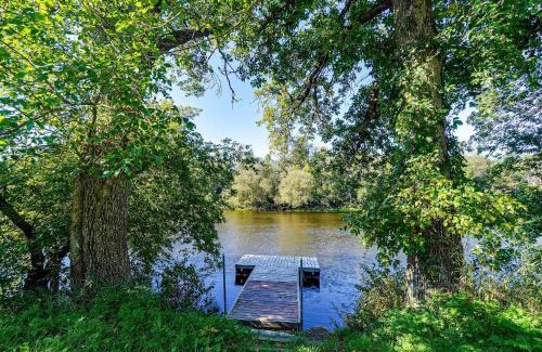 Prevost Chalet De Esquí | Spa & River - Aux Berges du Nord