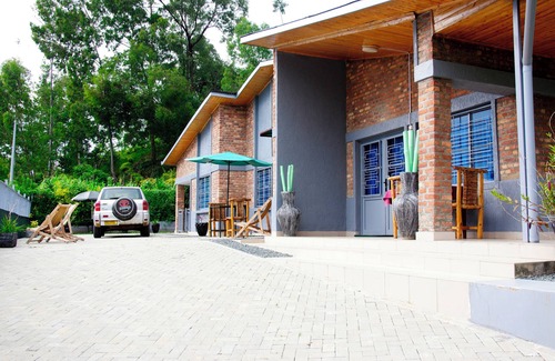 Western Province Casa | Spa ShallumnFantastic 4-bedroom house in Karongi
