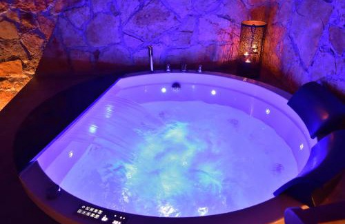 Rosolini Apartamento | SPA SUITE SICILIA - Intera casa con spa privata Jacuzzi Sauna Bagno di Vapore ad uso illimitato