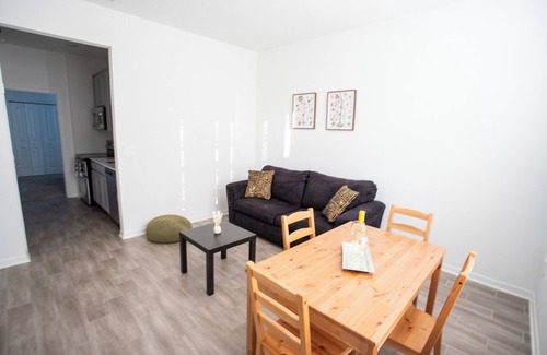 Haines City Casa | Space for 4 people near Legoland, Disney, and theme parks
