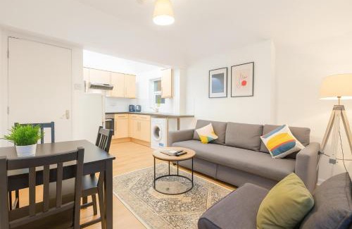 Roath Apartamento | Space For Groups, 10 mins from centre with parking!