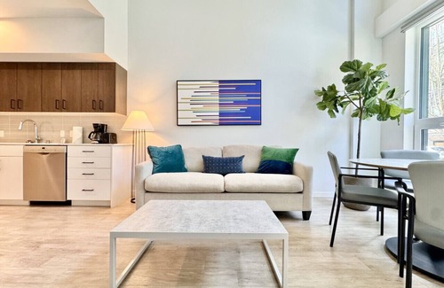 Lower Queen Anne Apartamento | Space Needle, Climate Pledge Arena, Downtown!