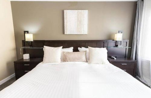 Belltown Apartamento | Space Needle Downtown Modern Top Story Penthouse