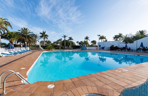 Maspalomas Chalet De Esquí | Amplio alojamiento en zona muy tranquila y cerca de todos los servicios