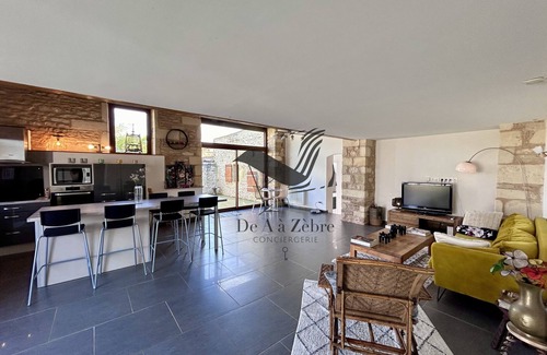 Moeze Casa | Spacieuse et Agréable Maison Idéalement Située