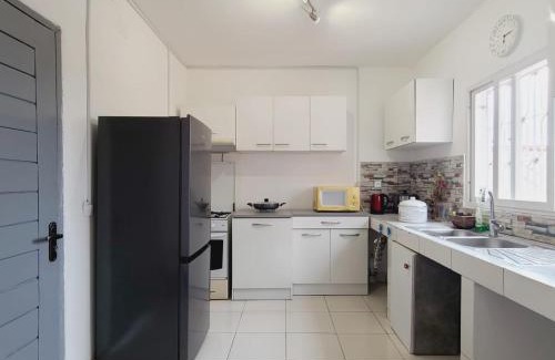 Antananarivo Apartamento | Spacieuse Maison 3 Chambres avec Jardin & Garage Privé