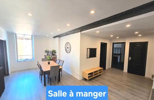 Foix Apartamento | Spacieux 3 chambres centre Foix - 2 sdb et 2 wc - Parking gratuit à 1 Minute