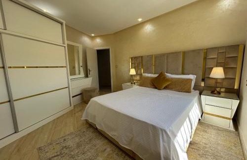 Tanja Balia Apartamento | Spacieux appart, quartier calme
