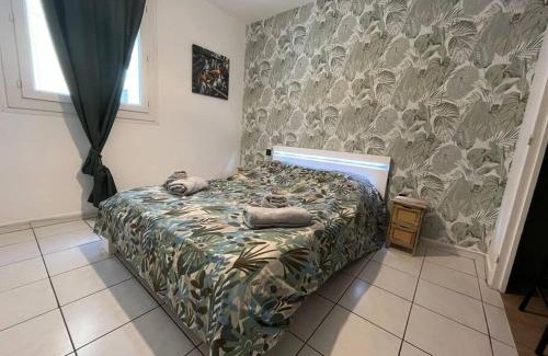 Centre Historique Apartamento | Spacieux appartement proche des halles Wifi