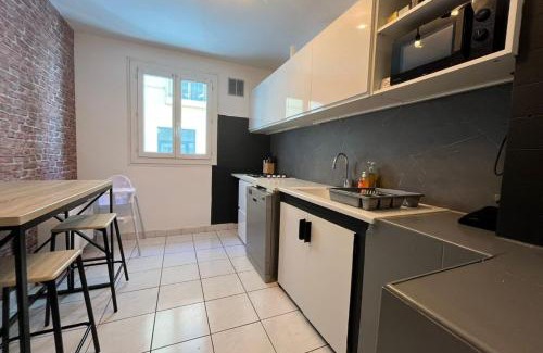 Centre Historique Apartamento | Spacieux appartement proche des halles Wifi