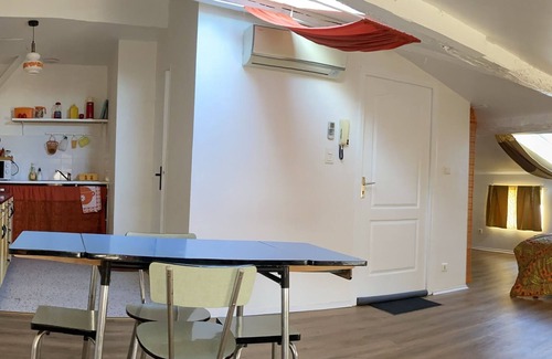 Gannat Apartamento | Spacieux Studio Sebventies