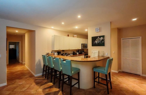 Santa Barbara Apartamento | Spacious 3-bedroom apartment in delightful Guanacaste with AC, WiFi