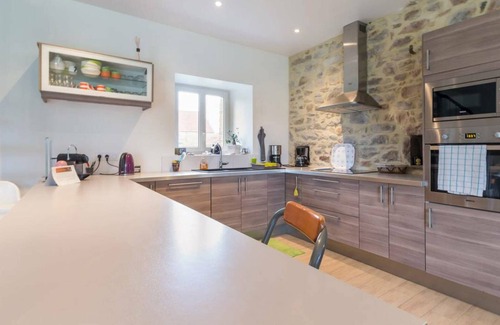 Saint-Sauveur-le-Vicomte Cabaña | Casa acogedora con amplio jardín, ideal para familias y moteros, a 14 km de la costa