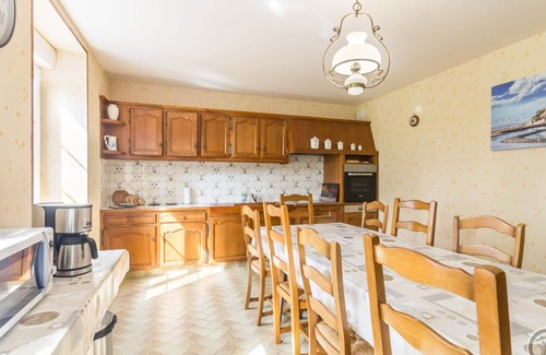 Le Grippon Cabaña | Casa amplia con jardín, juegos y comodidades modernas en entorno rural del Grippon