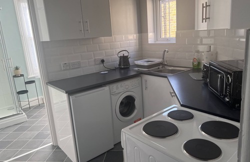 Herne Bay Apartamento | Spacious 1-bed Apartment in the Heart of Herne Bay