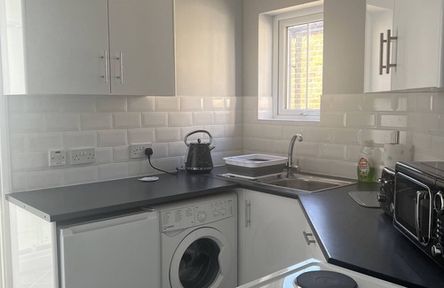 Herne Bay Apartamento | Spacious 1-bed Apartment in the Heart of Herne Bay