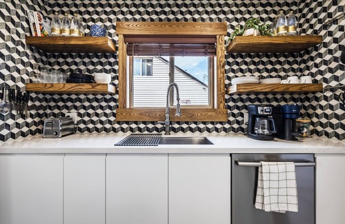 South Salt Lake Casa | Spacious 1 bedroom in Salt Lake City with private backyard