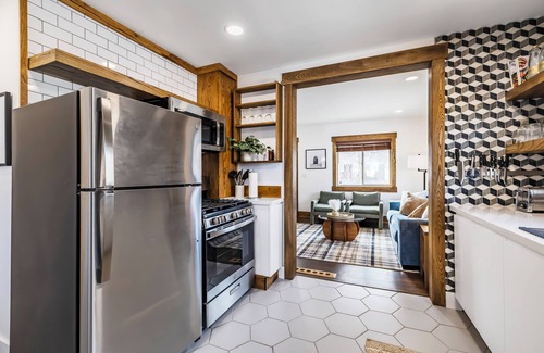 South Salt Lake Casa | Spacious 1 bedroom in Salt Lake City with private backyard