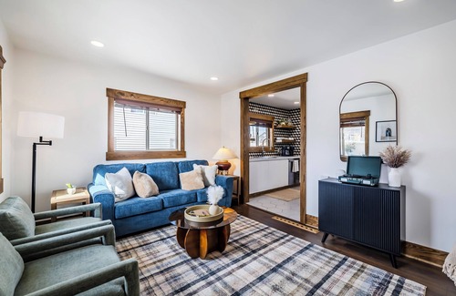 South Salt Lake Casa | Spacious 1 bedroom in Salt Lake City with private backyard