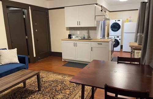 Grand Lake Casa | Spacious 1-bedroom in Oakland with AC