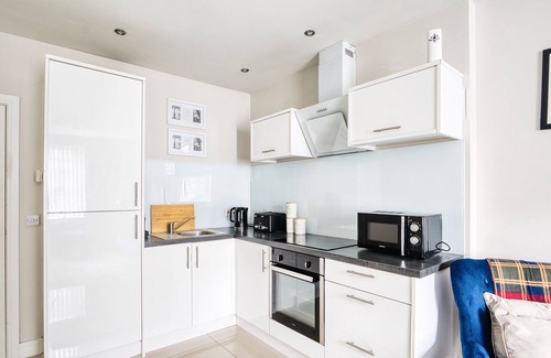 Gabalfa Apartamento | Spacious 1 Bedroom Near Hospital
