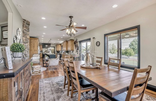 Bluffdale Casa | Spacious 10-bedroom Luxury Home with Fitness and Game room in charming Bluffdale