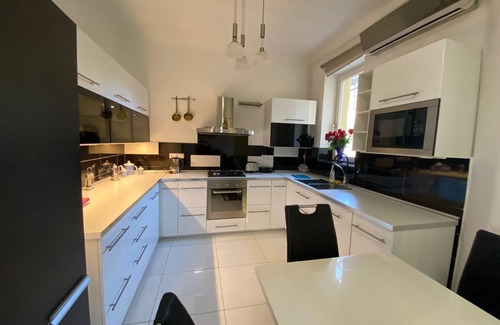 Tisztviselotelep Apartamento | Apartamento 158m² en Budapest Balcón 2 baños Cocina moderna 30m metro