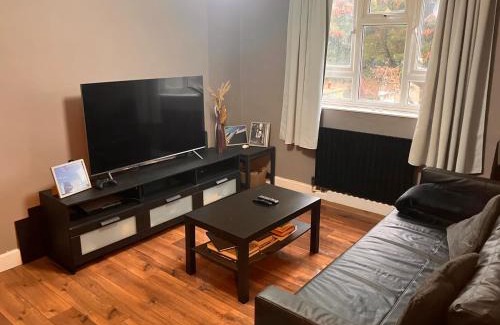 Canonbury Apartamento | Spacious 1BD Flat - 4 mins to Regent's Canal!