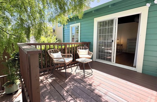 Buena Vista Cabaña | Spacious 1BR/2BA Scenic Garden Cottage in Central SF with Private Entrance