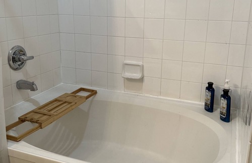 Graysville Apartamento | Spacious 1BR Apt in great location!