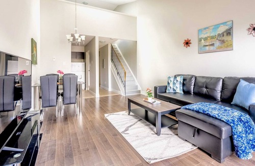 Cambridge Apartamento | Spacious 1BR Condo - Near Cambridge Trail and Park