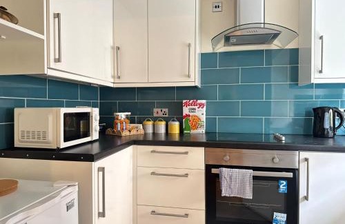 Leith Apartamento | Spacious 1BR Flat By Edinburgh City Centre