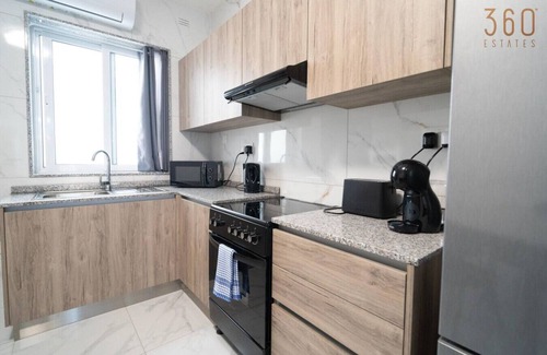 Tarxien Apartamento | Spacious 1BR home with comfortable bed w/WIFI & AC