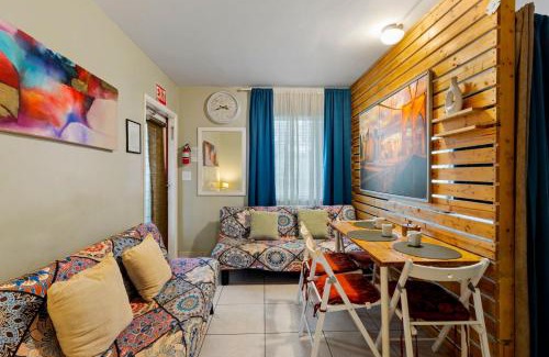 Downtown Hollywood Apartamento | Spacious 1BR in Hollywood FL – Pet-Friendly Parking