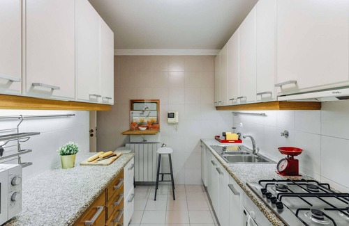 Sao Pedro da Afurada Apartamento | Spacious 1BR with Parking in Quiet Area