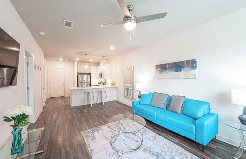 Bolton Apartamento | Spacious 1br West Midtown/New Building Free Parking, Pool, Washer & Dryer